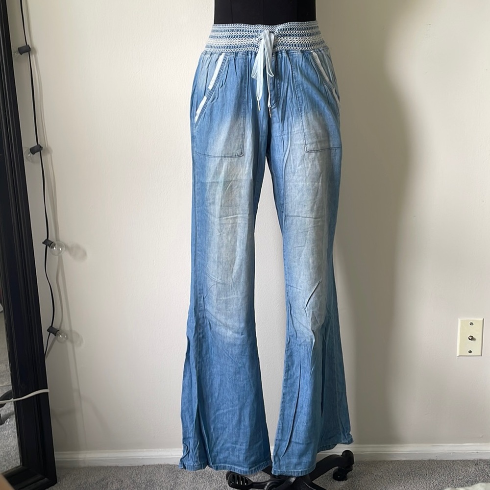 Soft Flowy Pants, Blue/Demin Print - Size Medium